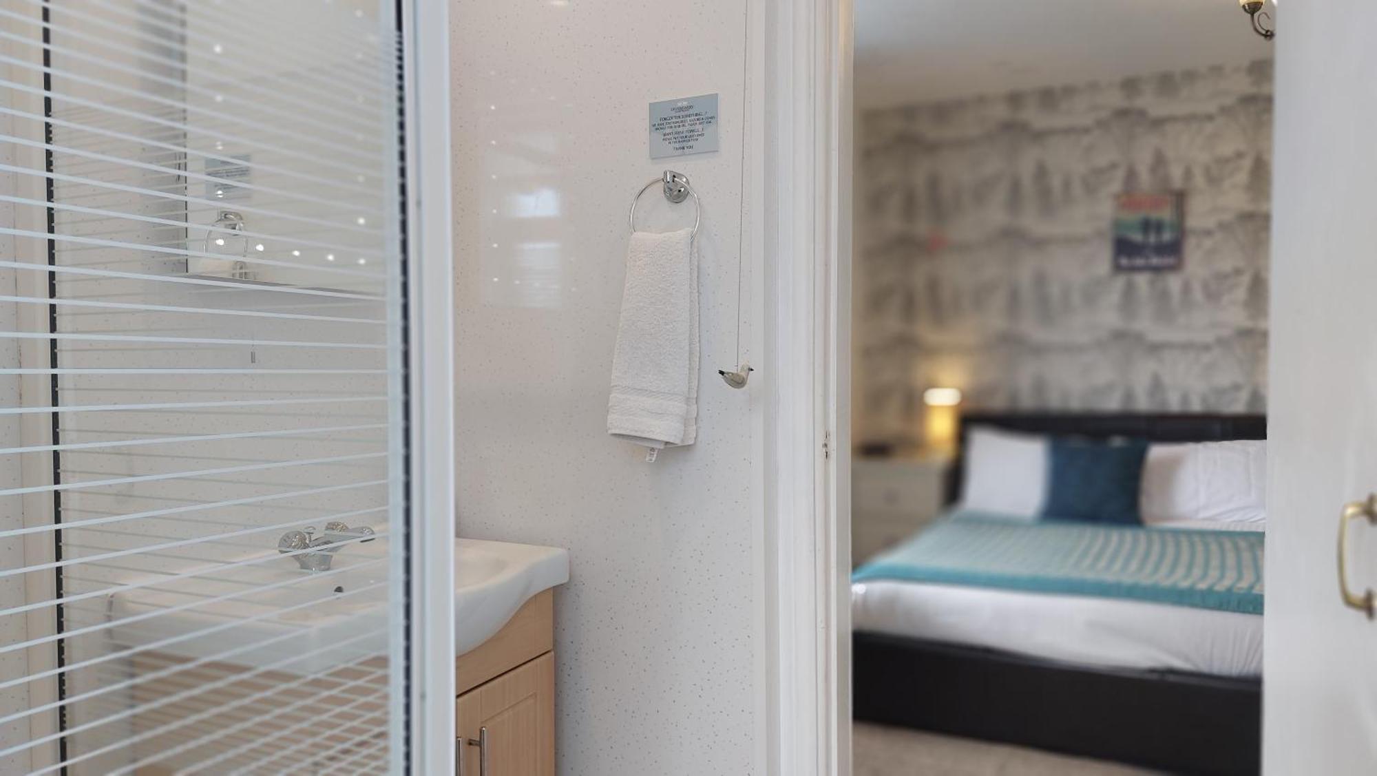 Invergarry Room Only Guest House For Adults Windermere Esterno foto