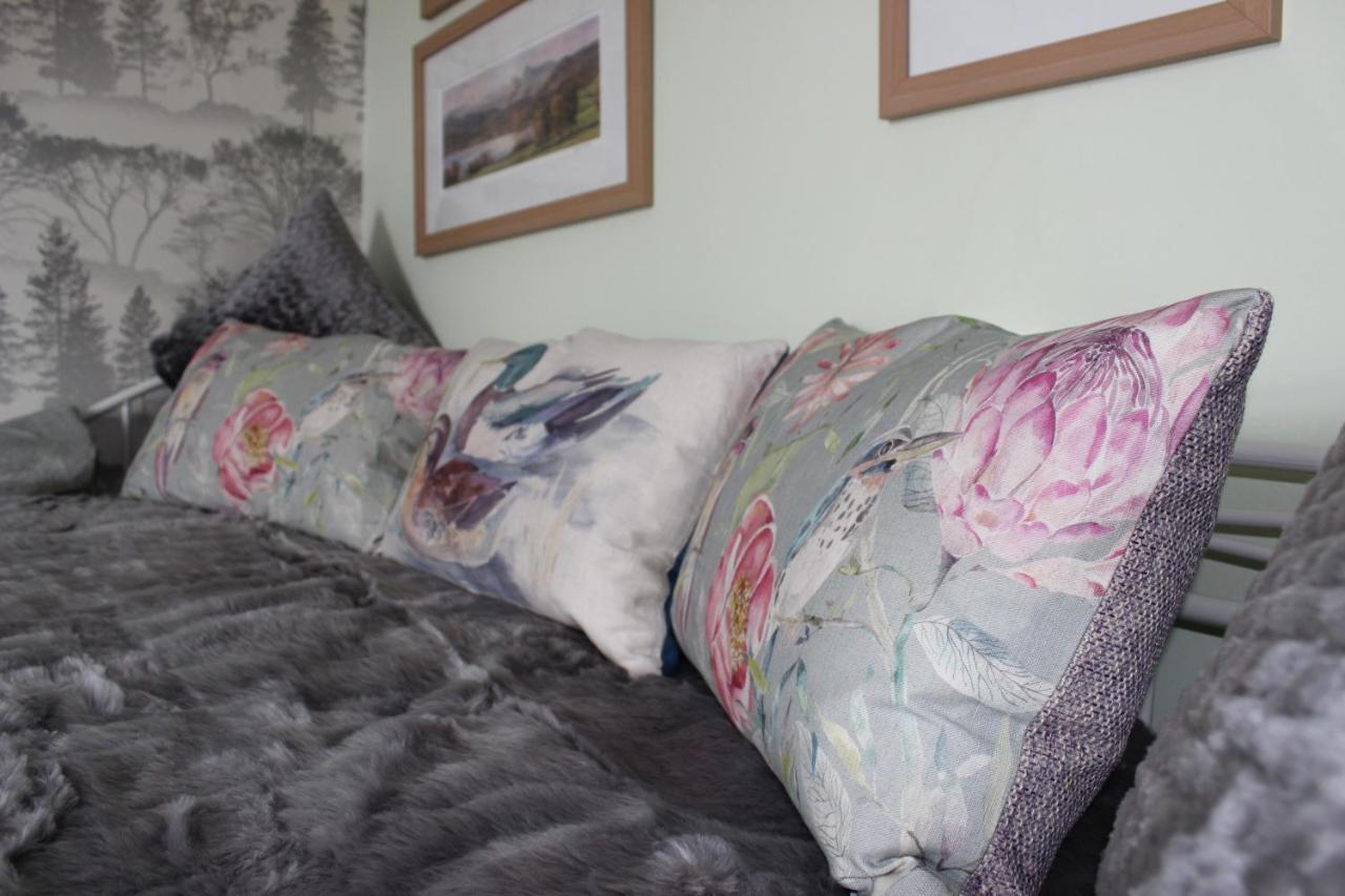Invergarry Room Only Guest House For Adults Windermere Esterno foto